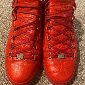 AUTHENTIC MENS BALENCIAGA SNEAKERS